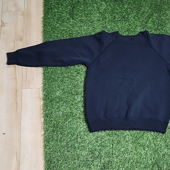 Hanes Black Crewneck Sweater with Vibrant Graphic - Picture 6 of 6